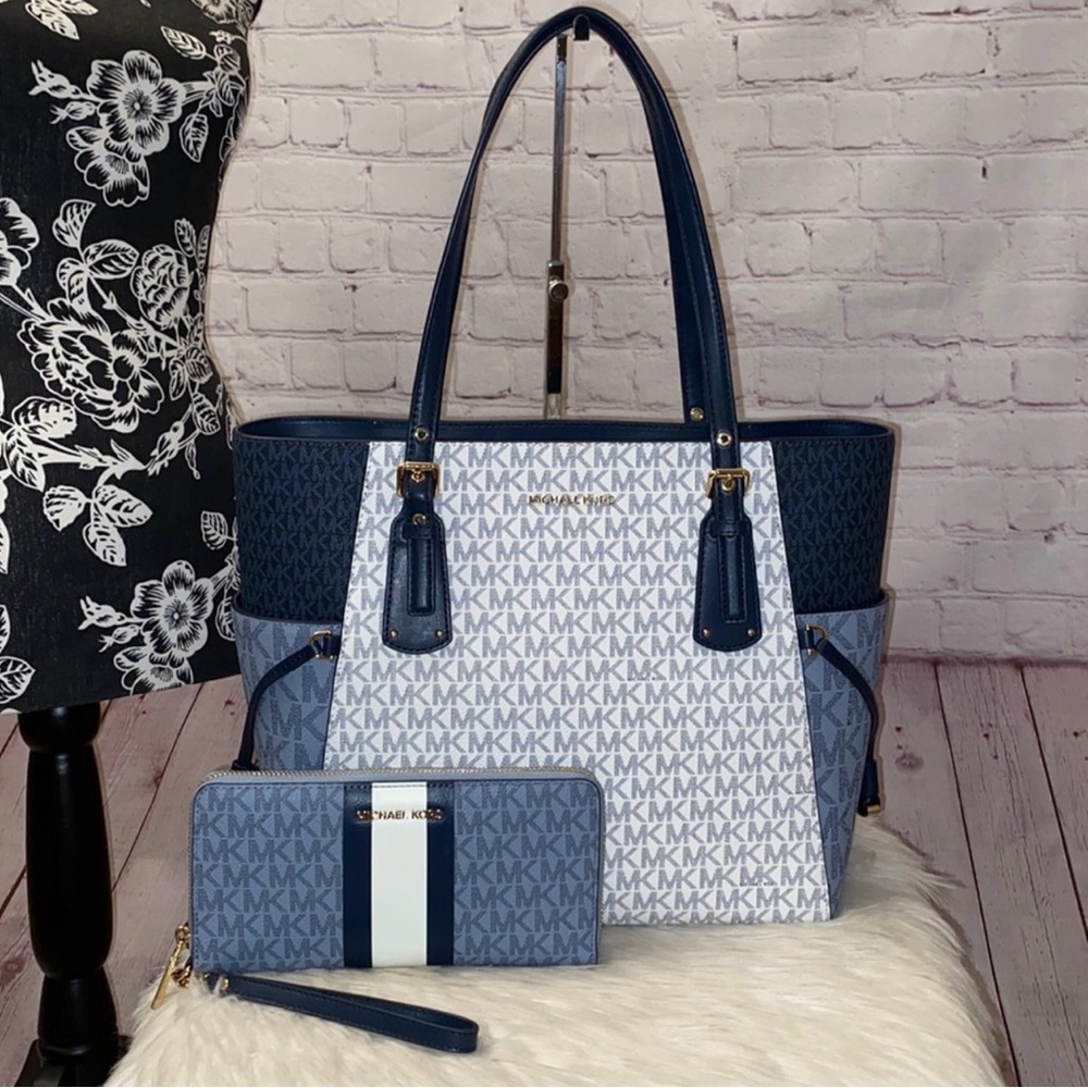 🌼🌸Michael Kors VOYAGER Tote/JET SET TRAVEL Wallet 2pc Set-Lightly Used